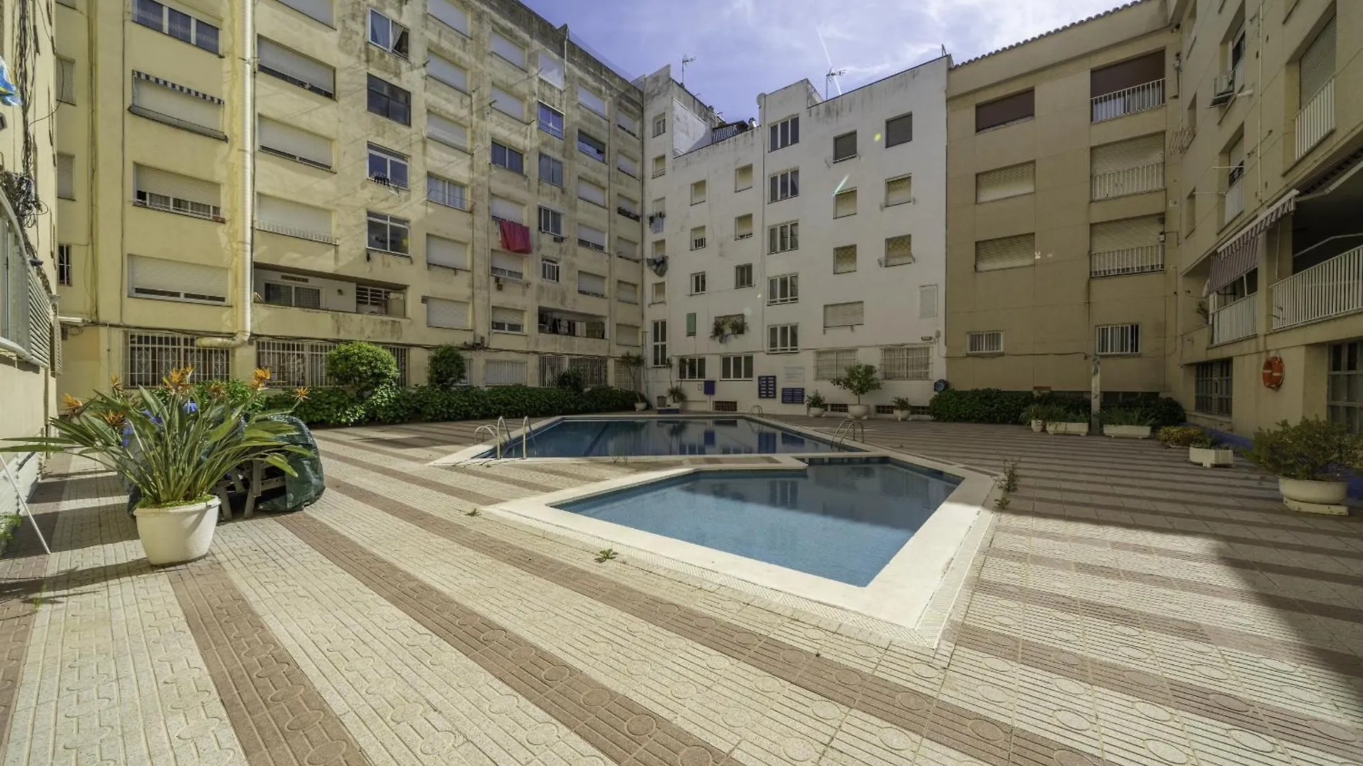 Homeholidayrentals Singular - Costa Barcelona Pineda de Mar 0*,